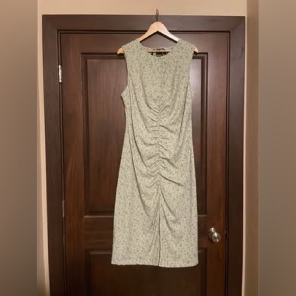 Love, Whit by Whitney Port, Green Floral Ruched Midi Dress size XL - Picture 5 of 6